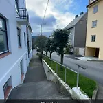 High Rated Private 350 M From Center With Free Parking