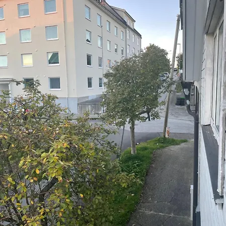 With Free Parking 350 M From The Center Of