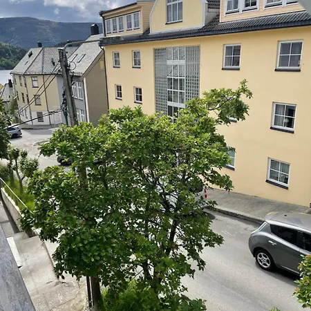 公寓 High Rated Private 350 M From Center With Free Parking *