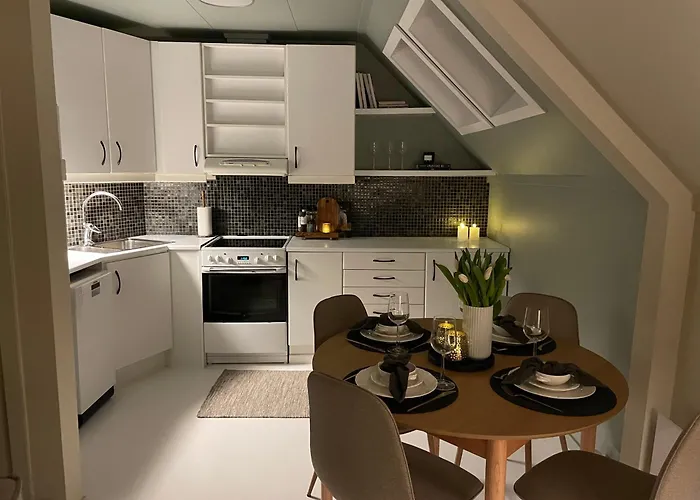 High Rated Private 350 M From Center With Free Parking Leilighet Ålesund