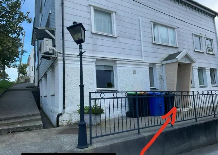 Private 350 M From The Center With Free Parking Appartement